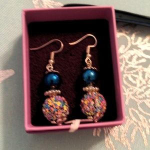 Hand  Crafted Earrings by @marilynal2